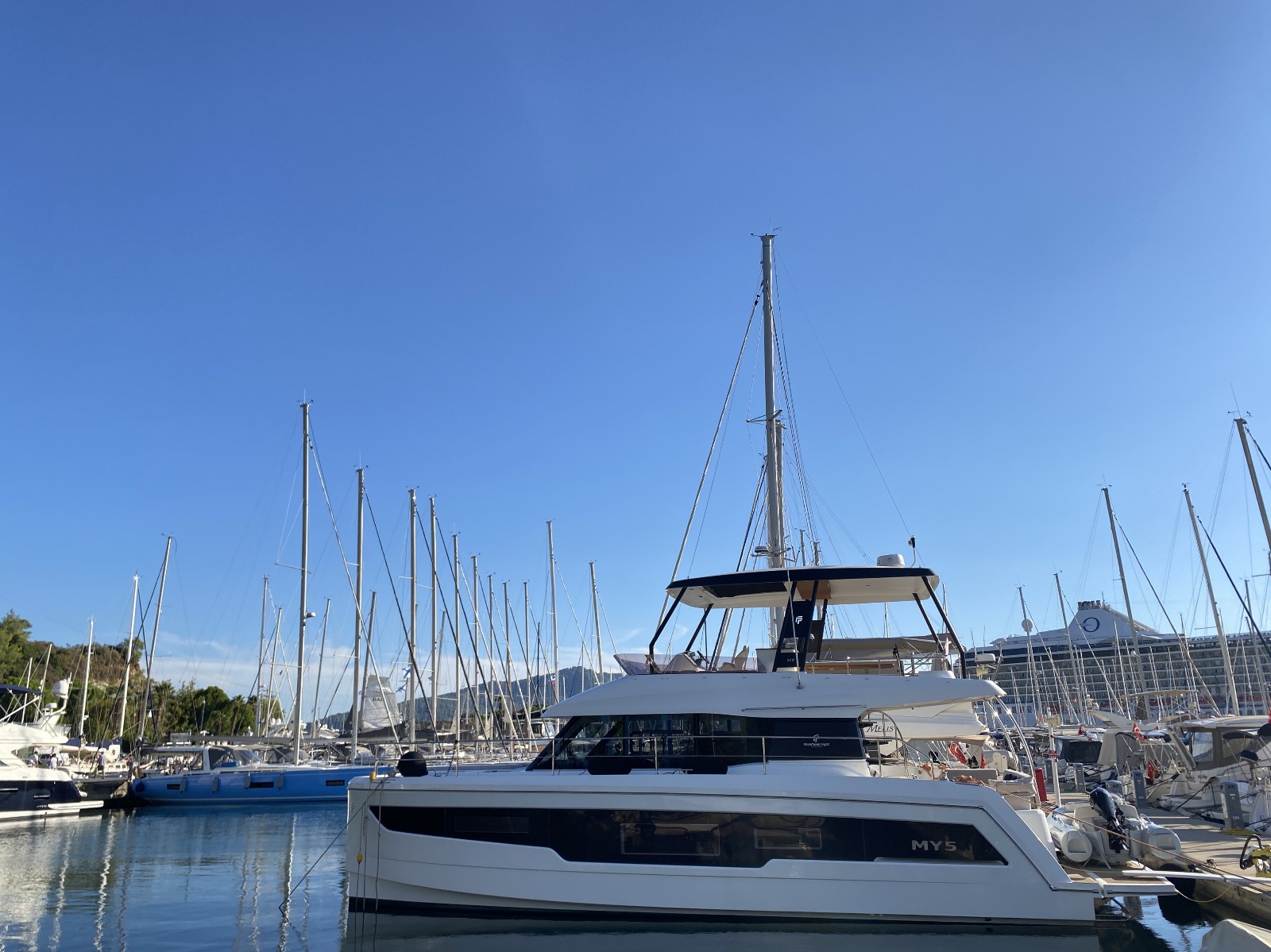 Fountaine Pajot MY 5