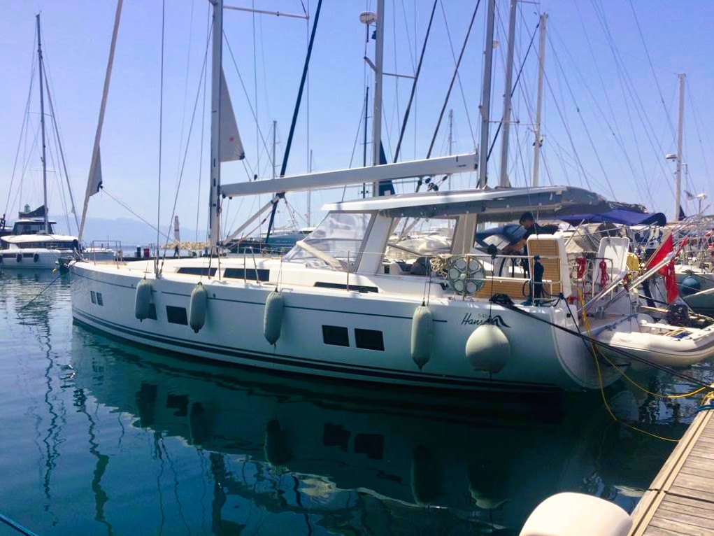 Hanse 548