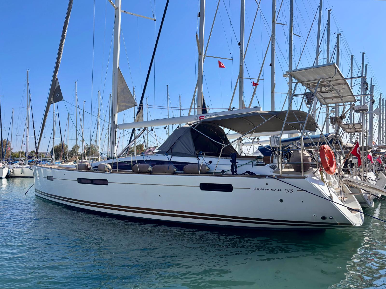 Jeanneau 53