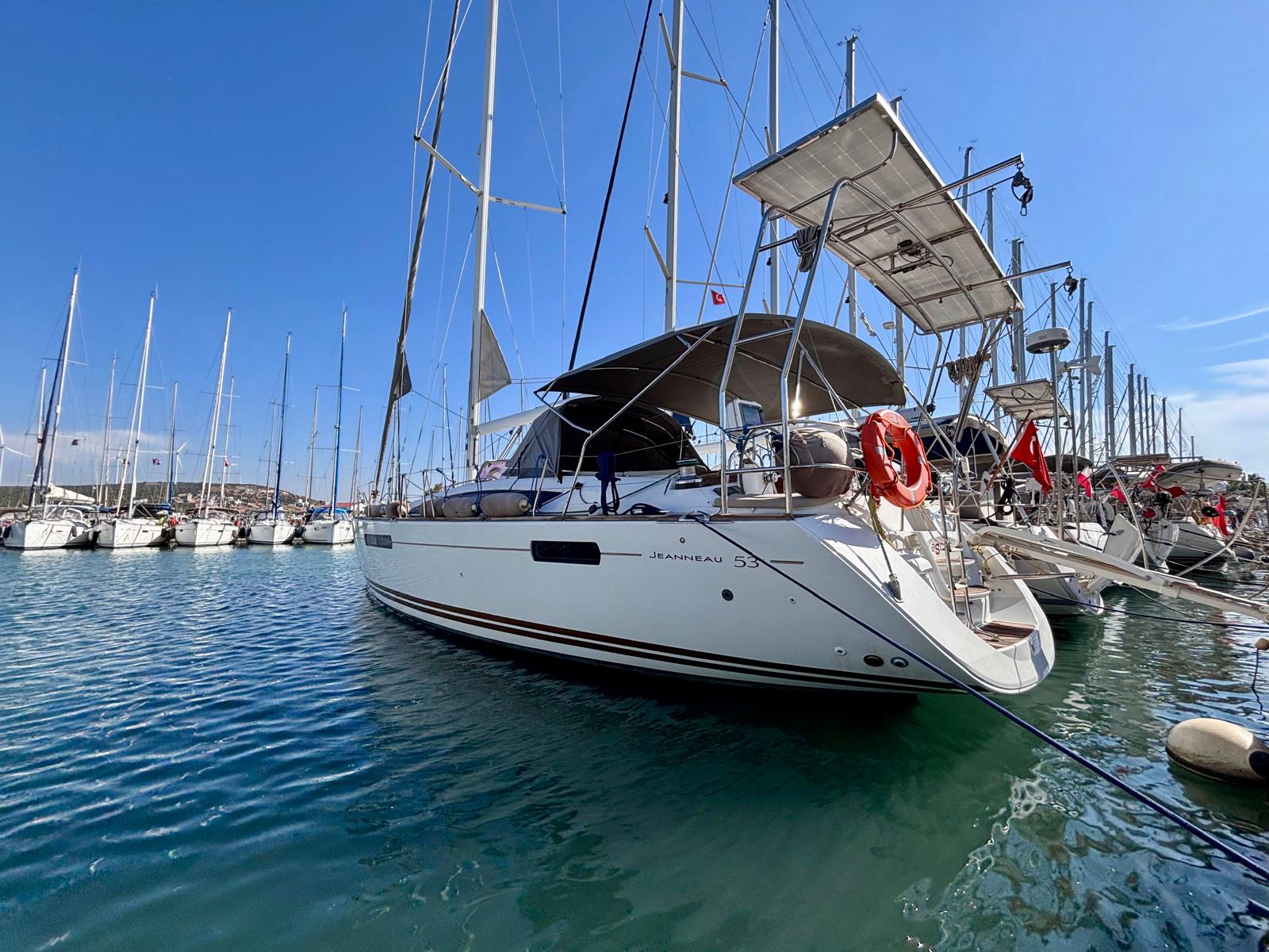 Jeanneau 53
