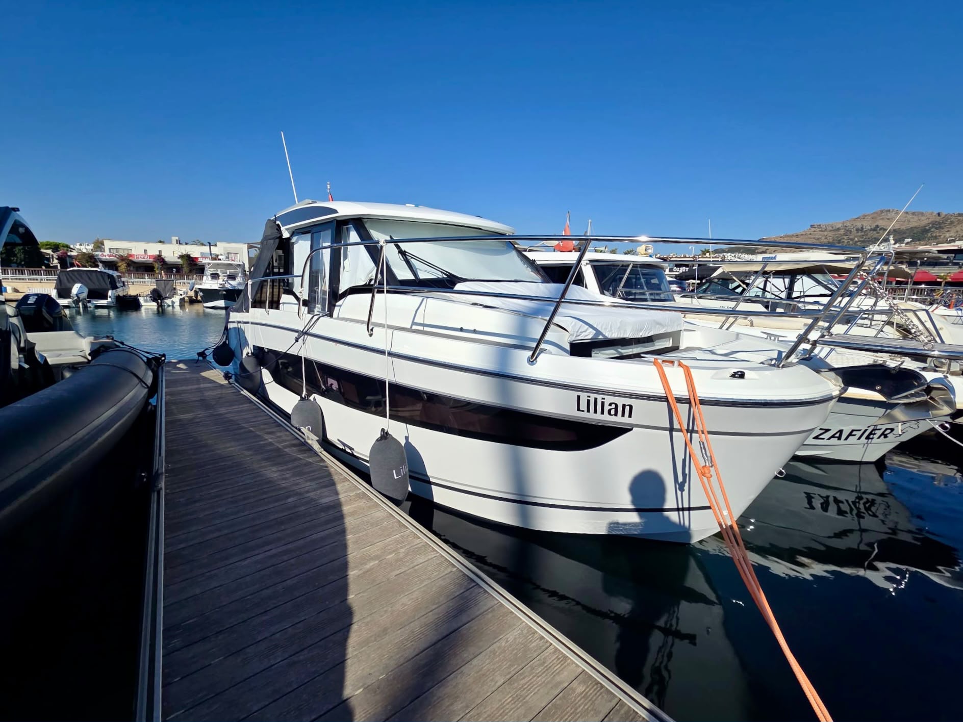 Jeanneau Merry Fisher 895