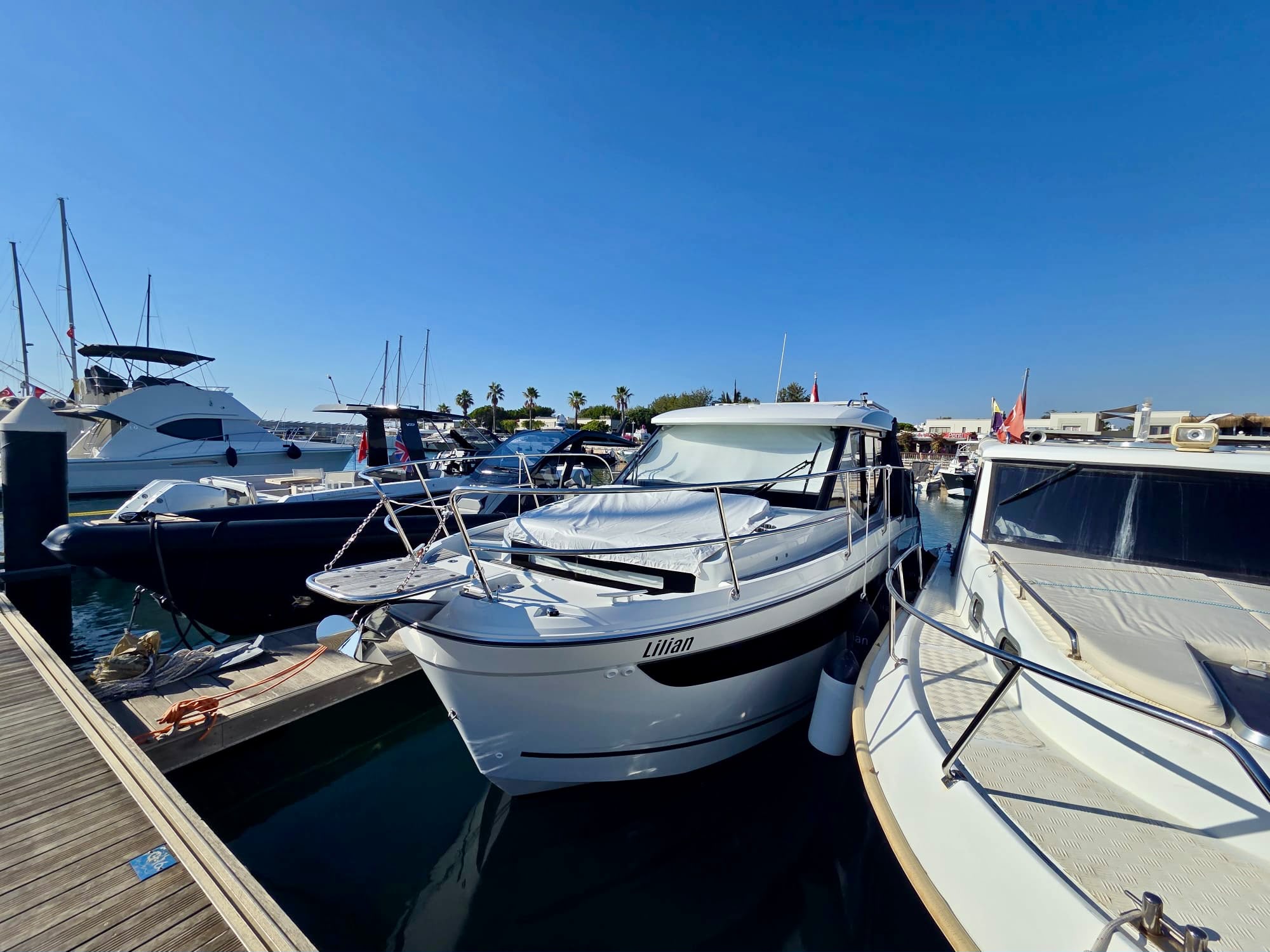 Jeanneau Merry Fisher 895