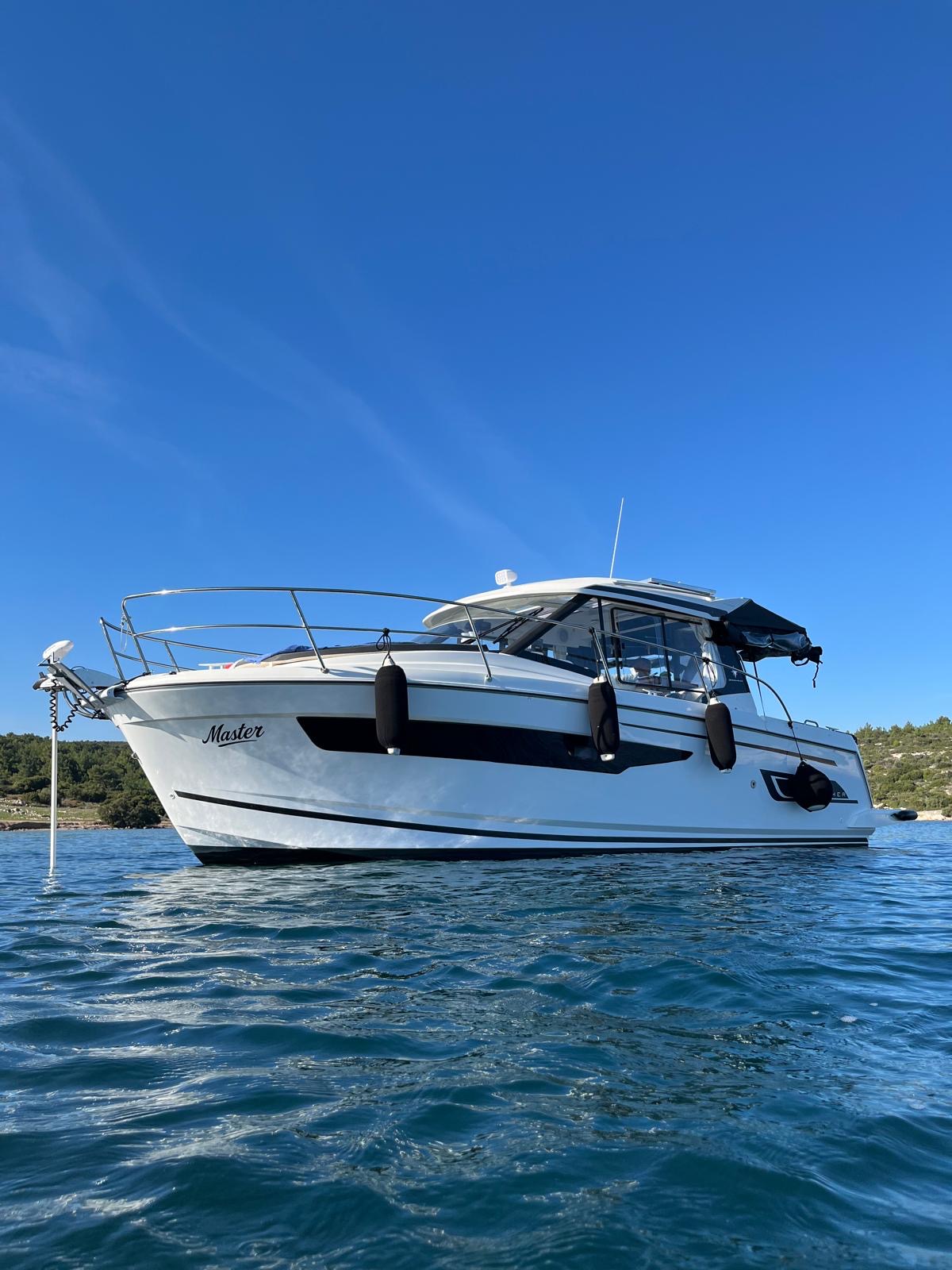 Jeanneau Merry Fisher 895