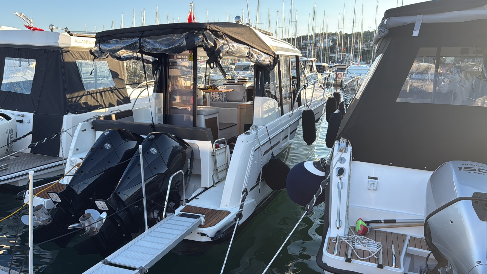 Jeanneau Merry Fisher 895