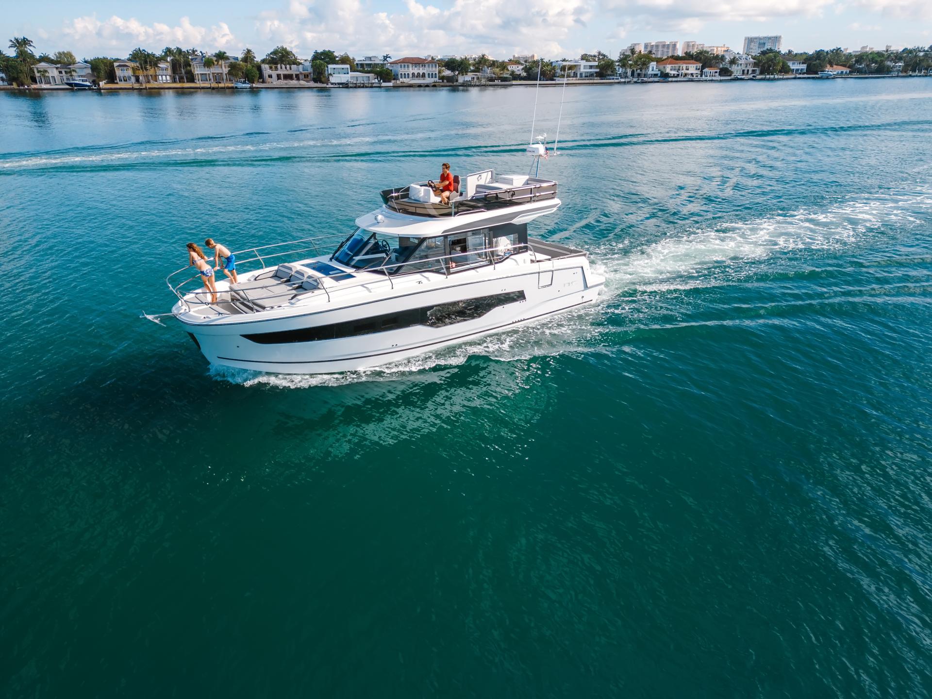 Jeanneau Merry Fisher 1295 FLY